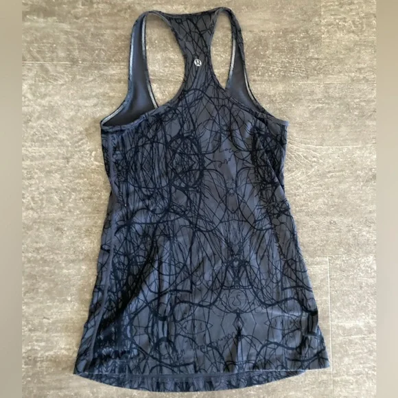 Lululemon Cool Racerback - Size 4 - Picture 2 of 5